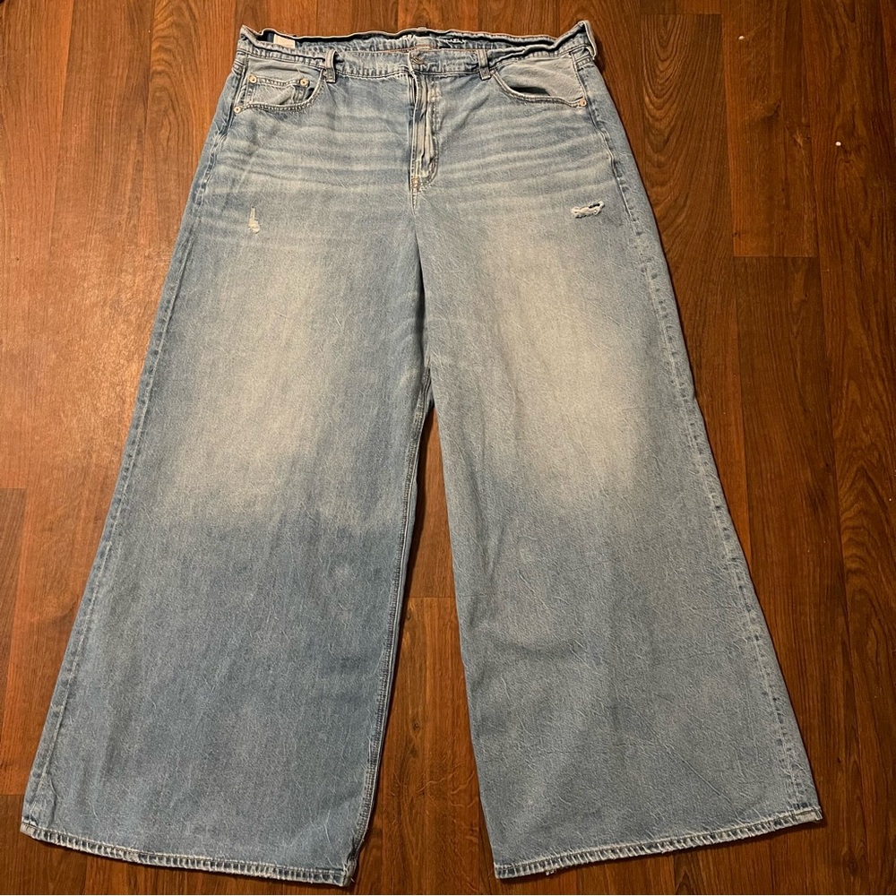 Wide Leg Light Wash Women's Jeans - Light Blue